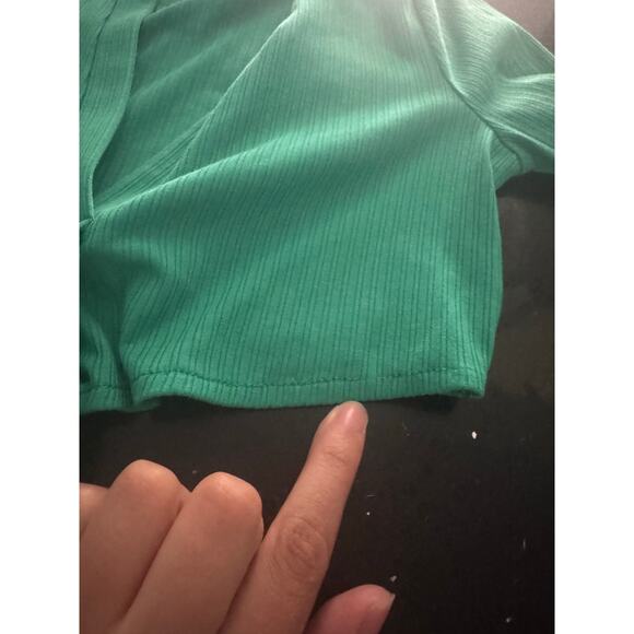 Lovers + Friends Ludrow Turquoise Green Long Sleeve Crop Wrap Top Size XS - Picture 9 of 9